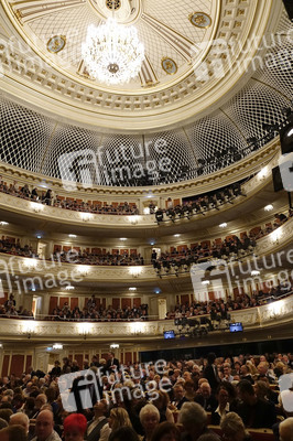 Opernpremiere 'Falstaff' in Berlin