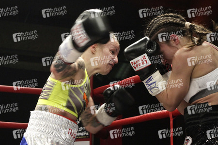 WBC WM-Boxkampf Eva Voraberger vs. Nina Radovanovic in Wiener Neustadt
