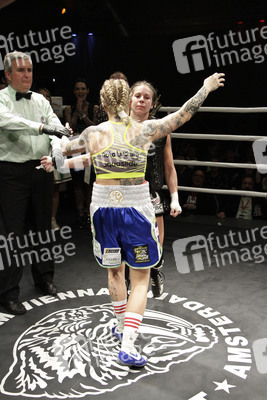 WBC WM-Boxkampf Eva Voraberger vs. Nina Radovanovic in Wiener Neustadt