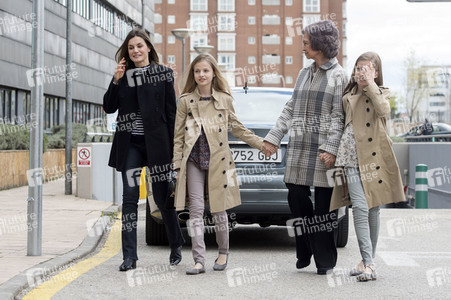 Die spanischen Royals beim Krankenbesuch in Madrid