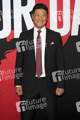 Filmpremiere 'Blumhouse präsentiert: Wahrheit oder Pflicht' in Los Angeles