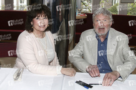 Buchpräsentation mit Hardy Krüger in Hamburg