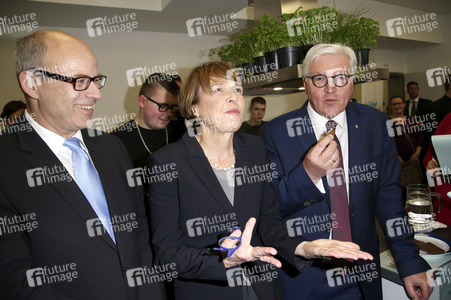 Frank-Walter Steinmeier besucht Berufsschulen in Hamburg