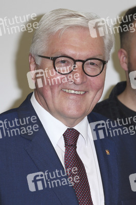 Frank-Walter Steinmeier besucht Berufsschulen in Hamburg
