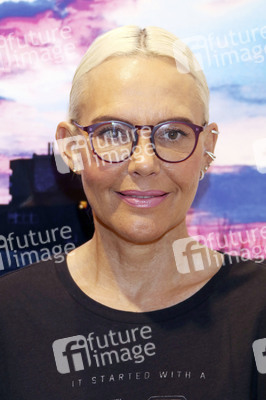 Ausstellungseröffnung mit Natascha Ochsenknecht in Hamburg