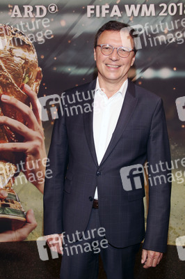 ZDF und ARD-Fußball-WM-Pressekonferenz in Hamburg