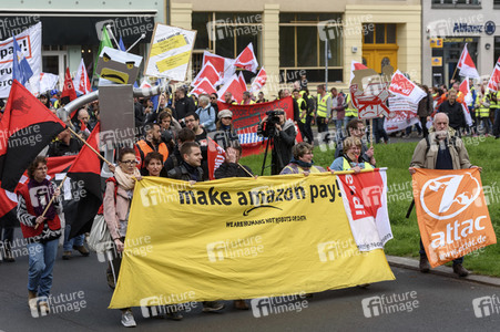 Amazon Mitarbeiter Demonstration in Berlin