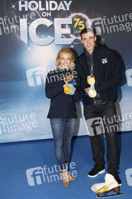 Präsentation der neuen Gaststars von 'Holiday on Ice' in Hamburg
