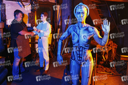 GEEK ART: Menschmaschine / Man-Machine Bodypainting