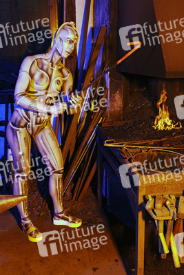 GEEK ART: Menschmaschine / Man-Machine Bodypainting