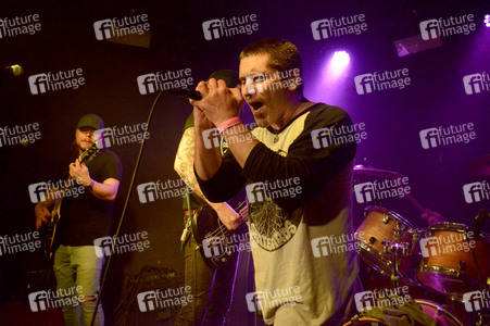 Konzert der Satanic Surfers in Hannover
