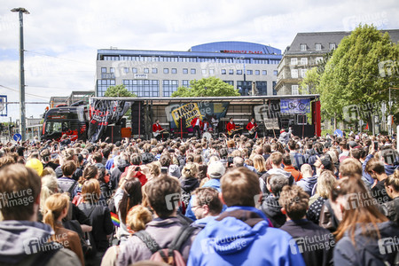 'Hand in Hand' Demonstration in Chemnitz