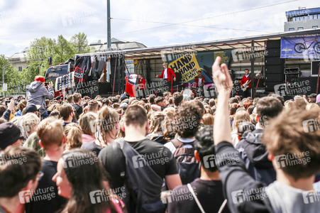 'Hand in Hand' Demonstration in Chemnitz