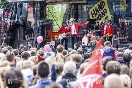 'Hand in Hand' Demonstration in Chemnitz