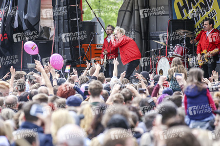 'Hand in Hand' Demonstration in Chemnitz