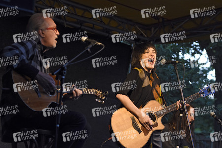Konzert von Sara Niemietz und W.G. Snuffy Walden in Hannover
