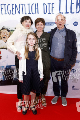 Filmpremiere 'Wer hat eigentlich die Liebe erfunden?' in Essen