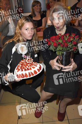 95. Geburtstag von Ruth Megary in München