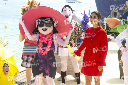 Photocall 'Hotel Transsilvanien 3 - Ein Monster Urlaub' in Cannes