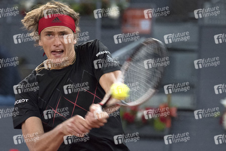 Tennis Match Evgeny Donskoy vs Alexander Zverev in Madrid