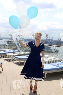 Taufe des Kreuzfahrtschiffs 'Mein Schiff 1' in Hamburg