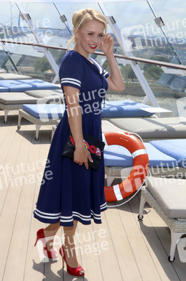 Taufe des Kreuzfahrtschiffs 'Mein Schiff 1' in Hamburg
