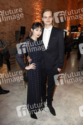 Staffel 2 Premiere 'You Are Wanted' in Berlin