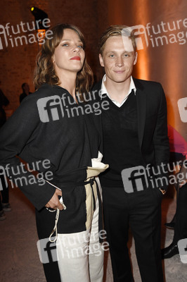 Staffel 2 Premiere 'You Are Wanted' in Berlin
