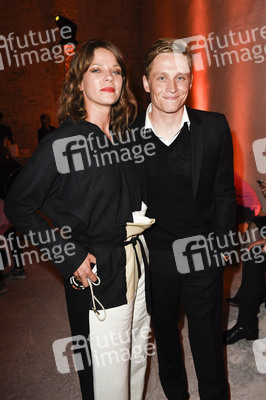 Staffel 2 Premiere 'You Are Wanted' in Berlin