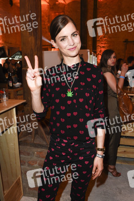 Staffel 2 Premiere 'You Are Wanted' in Berlin