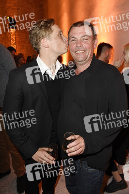 Staffel 2 Premiere 'You Are Wanted' in Berlin