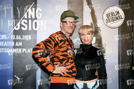 Premiere der Tanzshow 'Flying Illusion' in Berlin
