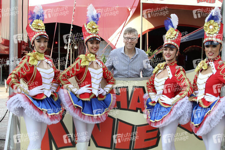 Premiere vom Circus Charles Knie in Hamburg