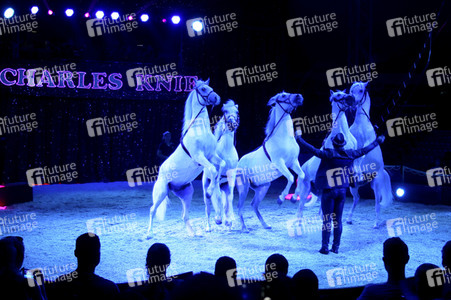 Premiere vom Circus Charles Knie in Hamburg