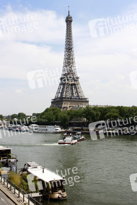 Sightseeing Paris
