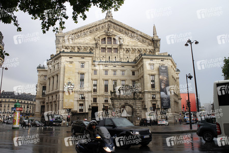 Sightseeing Paris