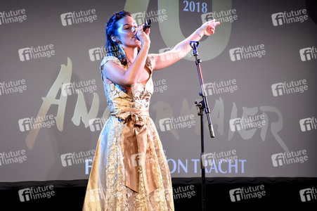 Jubiläumsgala '70 Jahre Faszination Tracht Angermaier' in München