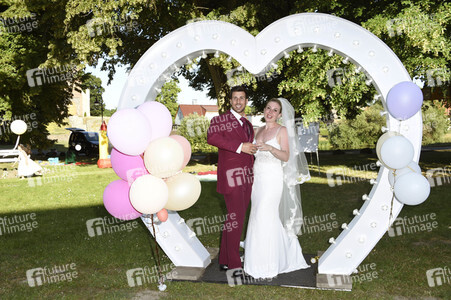 Hochzeit von Leonard Freier und Caona Maron in Wulkow