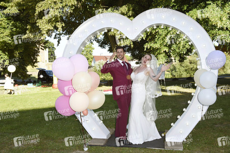 Hochzeit von Leonard Freier und Caona Maron in Wulkow