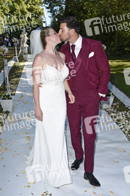Hochzeit von Leonard Freier und Caona Maron in Wulkow