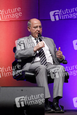 Gregor Gysi auf der 6. phil.cologne in Köln