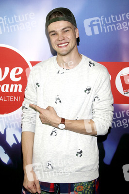 Mikolas Josef in Hamburg