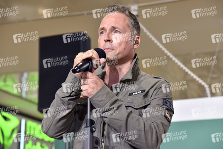 Autogrammstunde mit Mitch Keller in Berlin