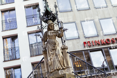Der Heinzelmännchenbrunnen in Köln