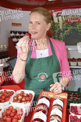 Erdbeer-Charity-Verkauf in Hamburg
