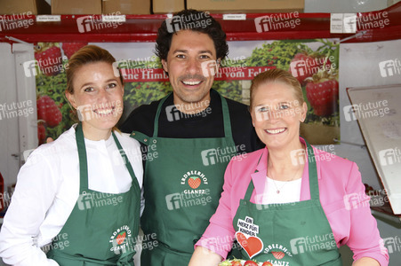 Erdbeer-Charity-Verkauf in Hamburg