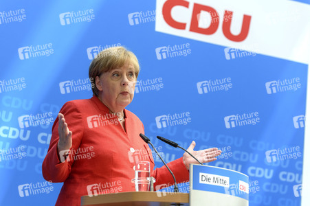 Asyl-Steit Pressekonferenz mit Angela Merkel
