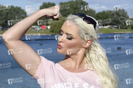 Präsentation der Uncle Sam-Sportswear-Kollektion by Daniela Katzenberger in Köln