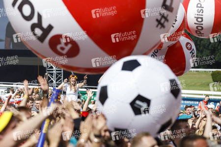 Poldi's Public Viewing Party in Köln
