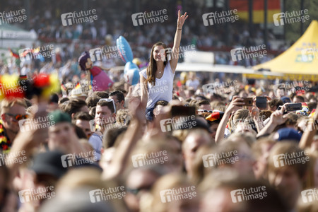 Poldi's Public Viewing Party in Köln